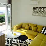 New Sunshine Apartment *