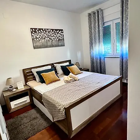 New Sunshine 公寓 普利莫顿