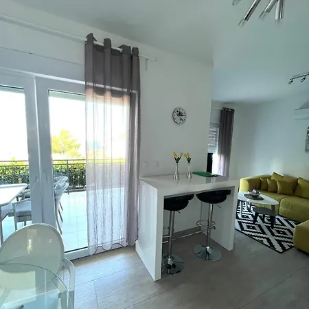 New Sunshine * Primošten