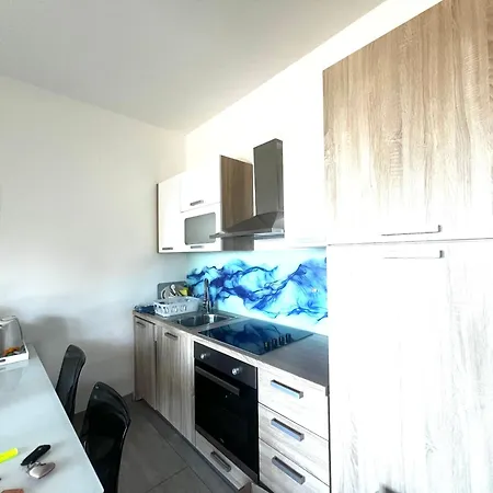 New Sunshine Apartment