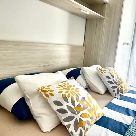 New Sunshine Apartment Primosten