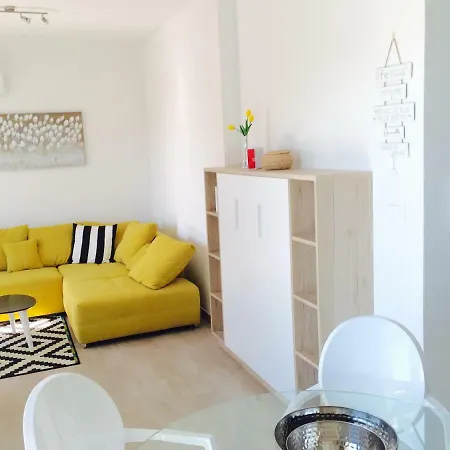 New Sunshine Apartment